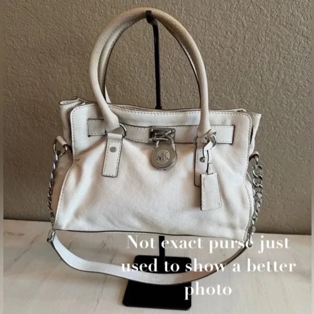 Michael Kors Cream Handbag with Handles & Shoulder Strap - Picture 2 of 11